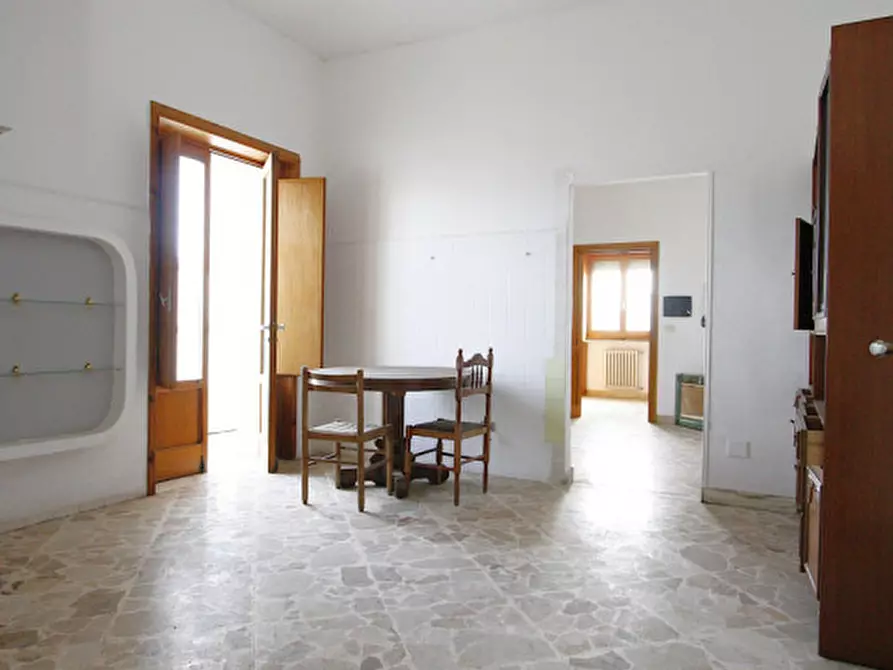 Immagine 27 di Casa bifamiliare in vendita  in Via Virgilio a Casarano