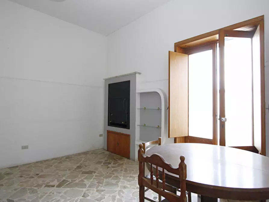 Immagine 32 di Casa bifamiliare in vendita  in Via Virgilio a Casarano