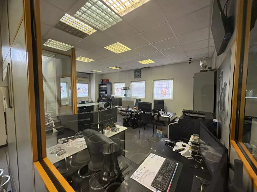 Immagine 2 di Capannone industriale in vendita  in Via Ugo Foscolo a Vigonza