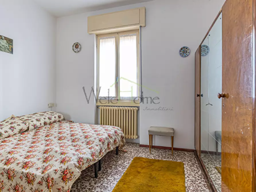 Immagine 18 di Villa in vendita  in Via dei Faggi a Erba