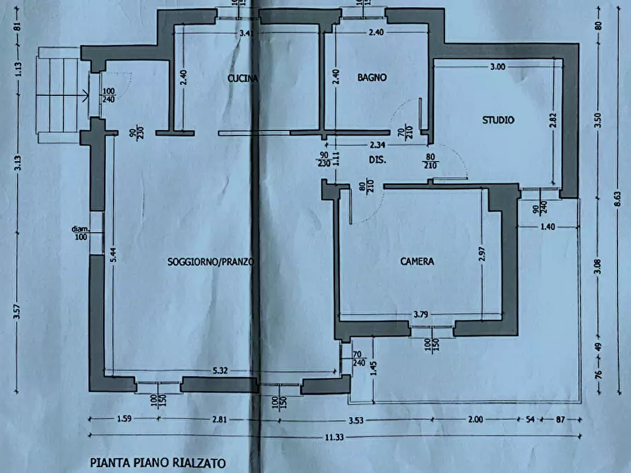 Immagine 27 di Villa in vendita  in Via dei Faggi a Erba