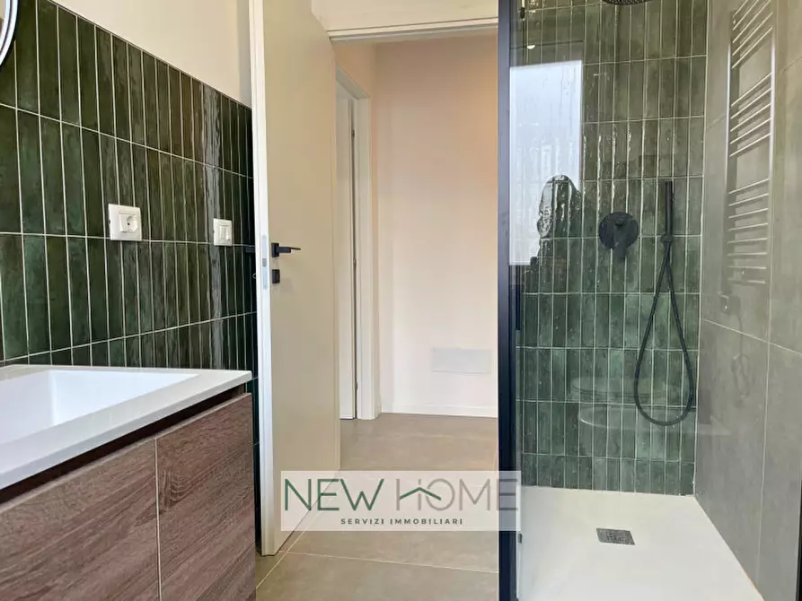 Immagine 16 di Camera in affitto  in Via Merano 9 a Verona