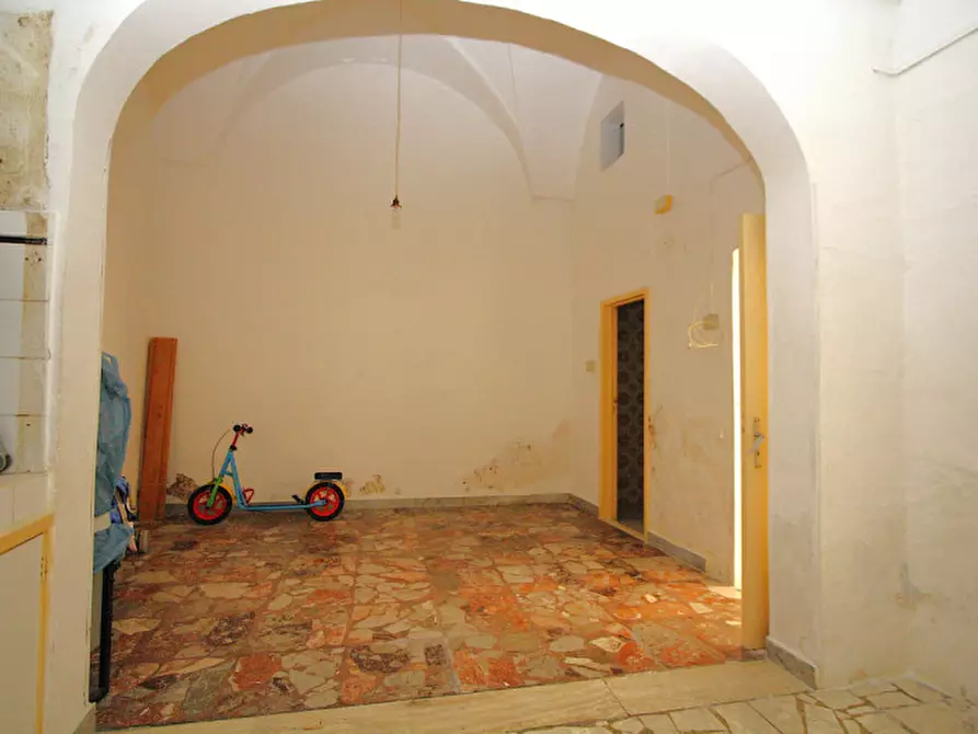 Immagine 12 di Casa indipendente in vendita  in Via Giudice Fagiani a Parabita