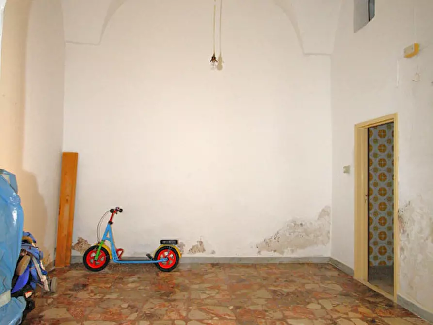 Immagine 13 di Casa indipendente in vendita  in Via Giudice Fagiani a Parabita