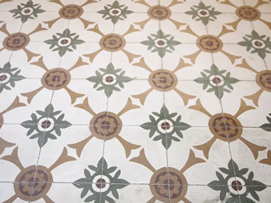 Immagine 25 di Casa indipendente in vendita  in Via Giudice Fagiani a Parabita