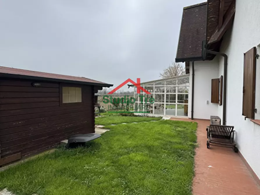 Immagine 32 di Villa in vendita  in Viale della Resistenza, 149 a Quarto D'altino