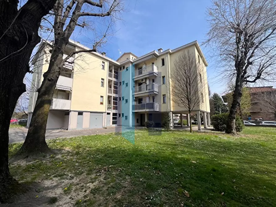 Immagine 6 di Appartamento in vendita  in Via Forlanini a Ponte San Pietro