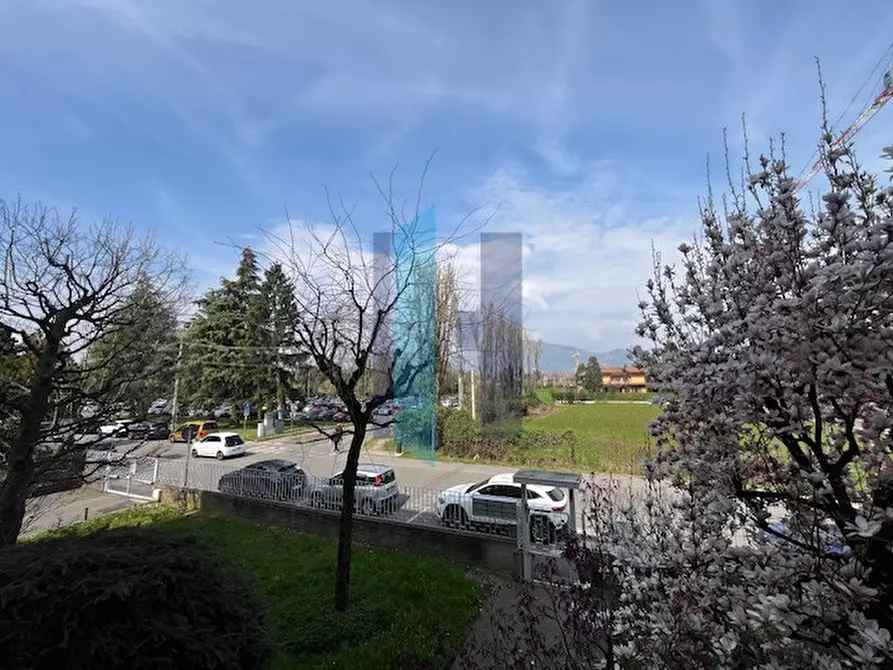 Immagine 15 di Appartamento in vendita  in Via Forlanini a Ponte San Pietro