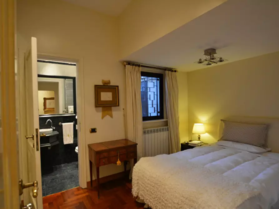 Immagine 16 di Villa in vendita  in Via Gaetano Koch a Roma