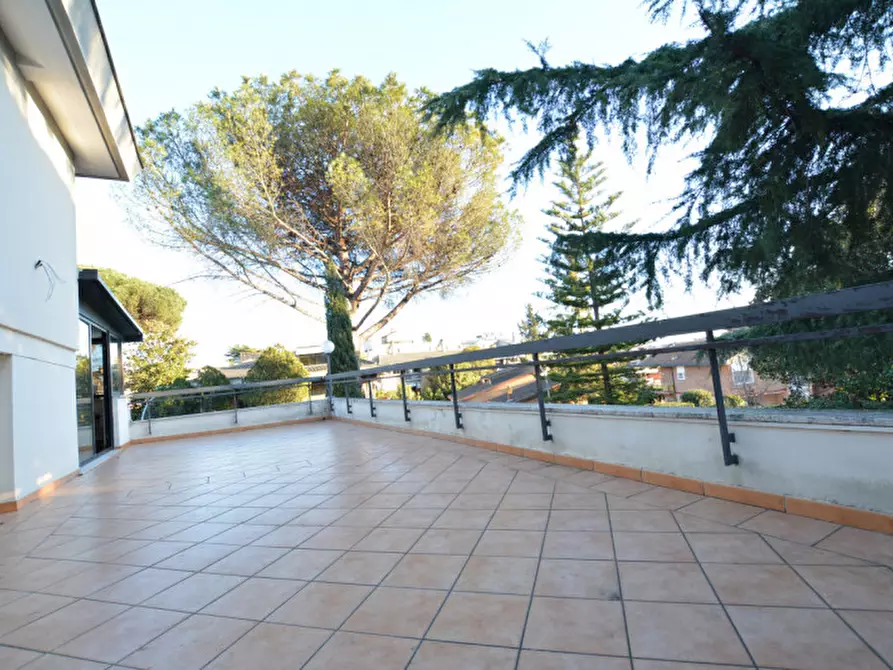 Immagine 22 di Villa in vendita  in Via Gaetano Koch a Roma