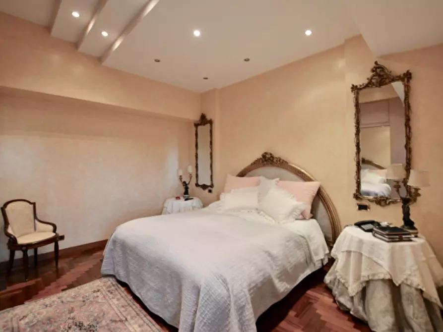 Immagine 25 di Villa in vendita  in Via Gaetano Koch a Roma