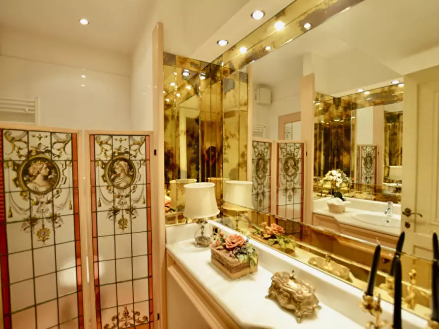 Immagine 34 di Villa in vendita  in Via Gaetano Koch a Roma