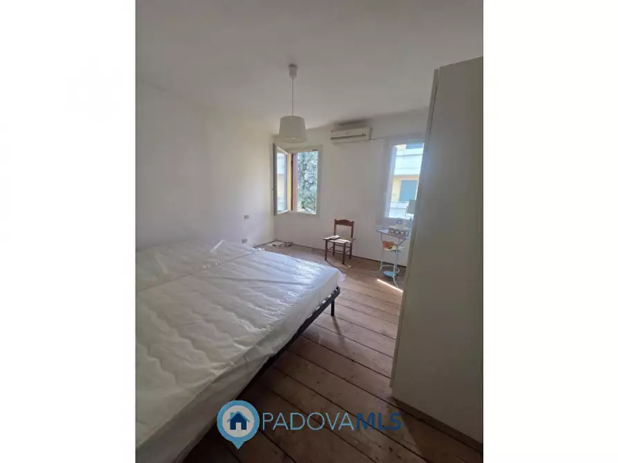 Immagine 12 di Casa indipendente in vendita  in Via Perosi a Padova