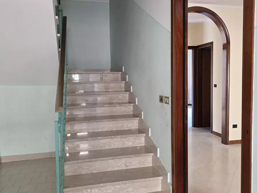 Immagine 5 di Appartamento in vendita  in VIA SILVIO PELLICO n. 9  Interno 1 Piano T a Montescaglioso
