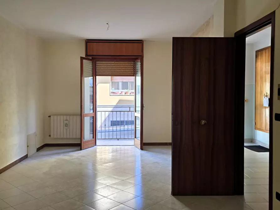 Immagine 8 di Appartamento in vendita  in VIA SILVIO PELLICO n. 9  Interno 1 Piano T a Montescaglioso