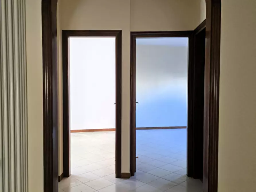 Immagine 10 di Appartamento in vendita  in VIA SILVIO PELLICO n. 9  Interno 1 Piano T a Montescaglioso