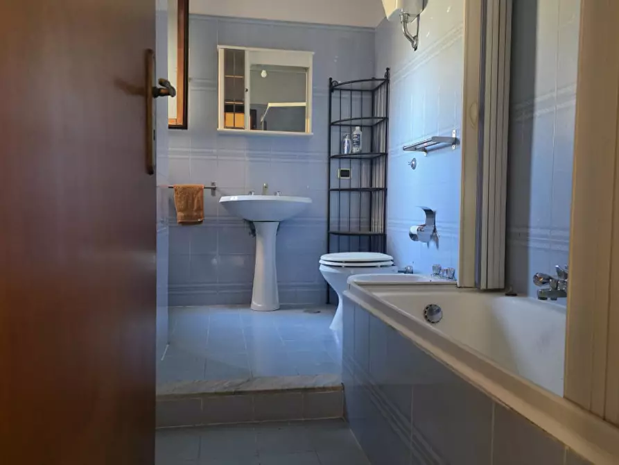 Immagine 16 di Appartamento in vendita  in VIA SILVIO PELLICO n. 9  Interno 1 Piano T a Montescaglioso
