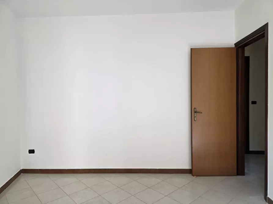 Immagine 29 di Appartamento in vendita  in VIA SILVIO PELLICO n. 9  Interno 1 Piano T a Montescaglioso