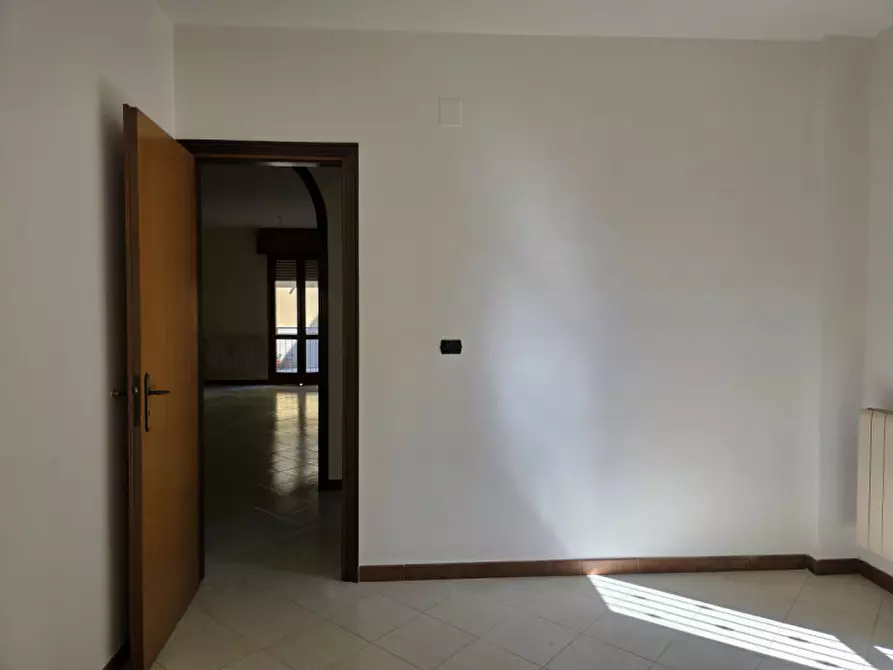 Immagine 30 di Appartamento in vendita  in VIA SILVIO PELLICO n. 9  Interno 1 Piano T a Montescaglioso