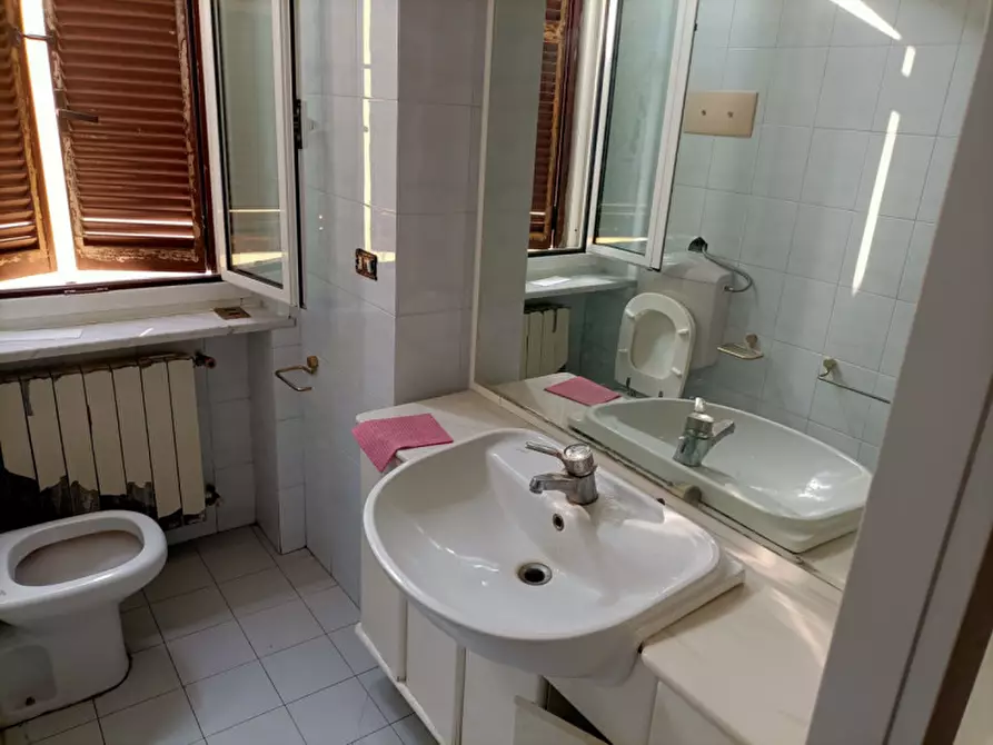 Immagine 14 di Appartamento in vendita  in Via Monte Corno, 6 a Parma