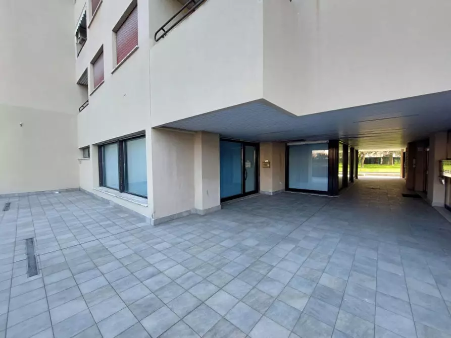 Immagine 7 di Ufficio in vendita  in Via Giuseppe Mazzini, 156, 41049 Sassuolo MO, Italia a Sassuolo