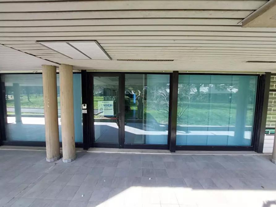 Immagine 18 di Ufficio in vendita  in Via Giuseppe Mazzini, 156, 41049 Sassuolo MO, Italia a Sassuolo