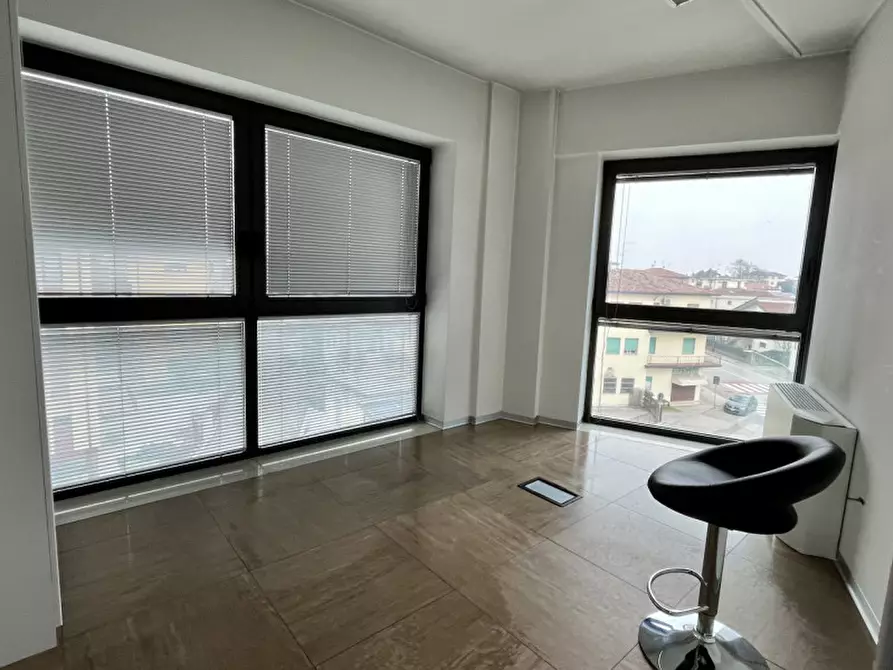 Immagine 6 di Ufficio in affitto  in Viale dell'industria a Vicenza