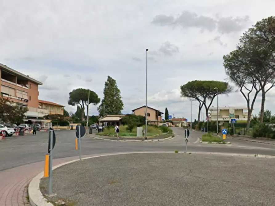 Immagine 2 di Appartamento in vendita  in Via Monti di San Paolo a Roma