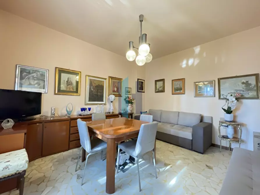Immagine 2 di Appartamento in vendita  in Via Giovanni Berchet a Brescia