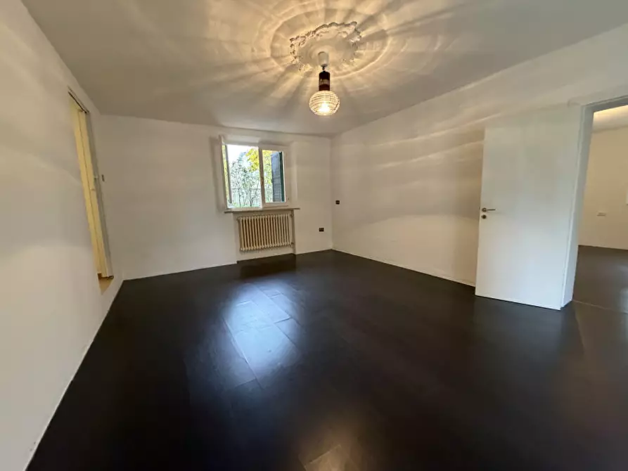 Immagine 10 di Casa indipendente in vendita  a Montemarciano