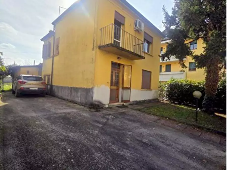 Immagine 2 di Casa indipendente in vendita  in Via Lorenzo Perosi a Padova