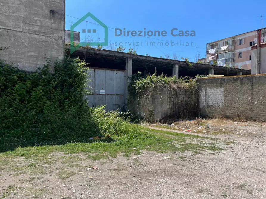 Immagine 10 di Capannone industriale in vendita  in VIA GIAMBATTISTA VELA a Napoli