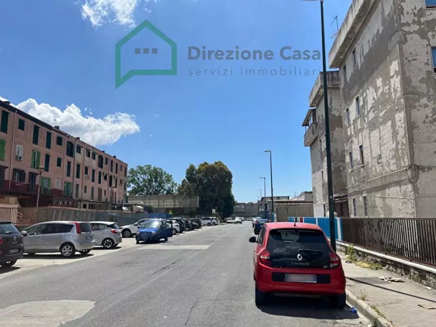 Immagine 28 di Capannone industriale in vendita  in VIA GIAMBATTISTA VELA a Napoli
