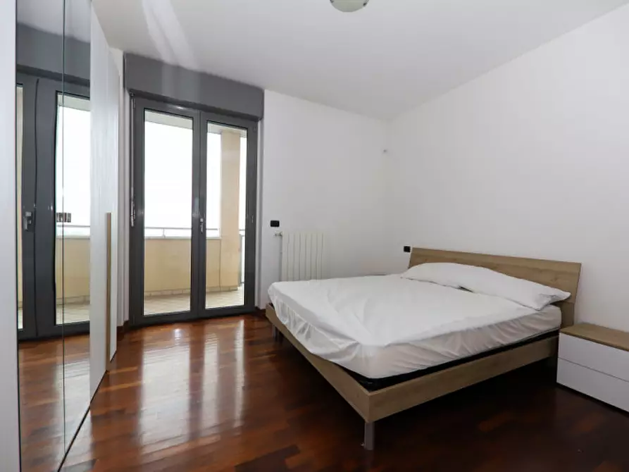 Immagine 10 di Appartamento in affitto  in piazza 25 Aprile 8 a Seregno