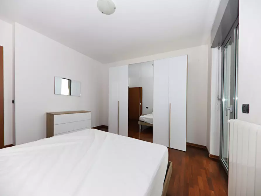 Immagine 12 di Appartamento in affitto  in piazza 25 Aprile 8 a Seregno