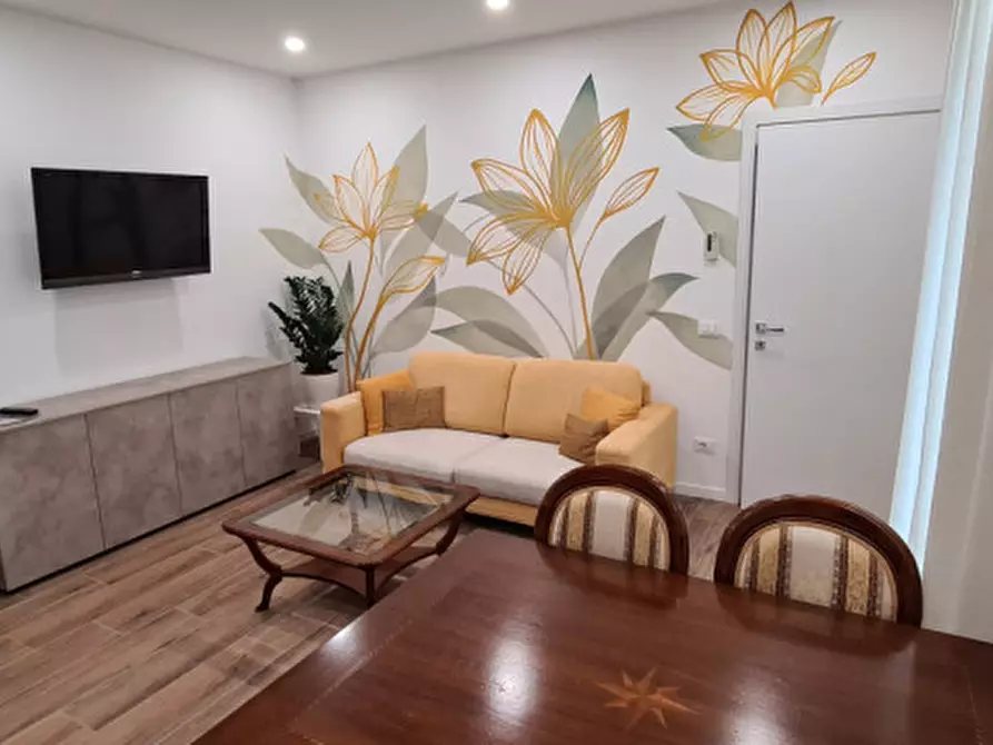 Immagine 3 di Appartamento in affitto  in via Piave a Padova