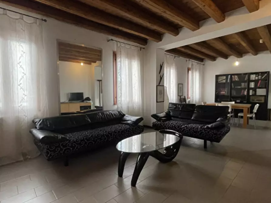 Immagine 3 di Appartamento in vendita  in Via Principe Amedeo a Este