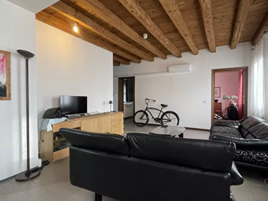 Immagine 5 di Appartamento in vendita  in Via Principe Amedeo a Este