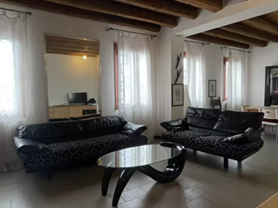 Immagine 17 di Appartamento in vendita  in Via Principe Amedeo a Este