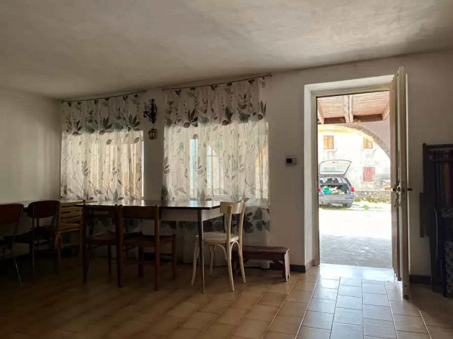 Immagine 4 di Rustico / casale in vendita  in Via Petrazzini a Crespadoro