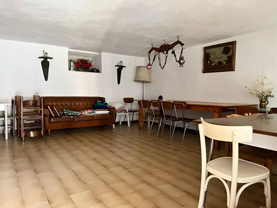 Immagine 5 di Rustico / casale in vendita  in Via Petrazzini a Crespadoro