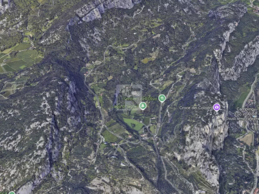 Immagine 3 di Terreno in vendita  a Arco