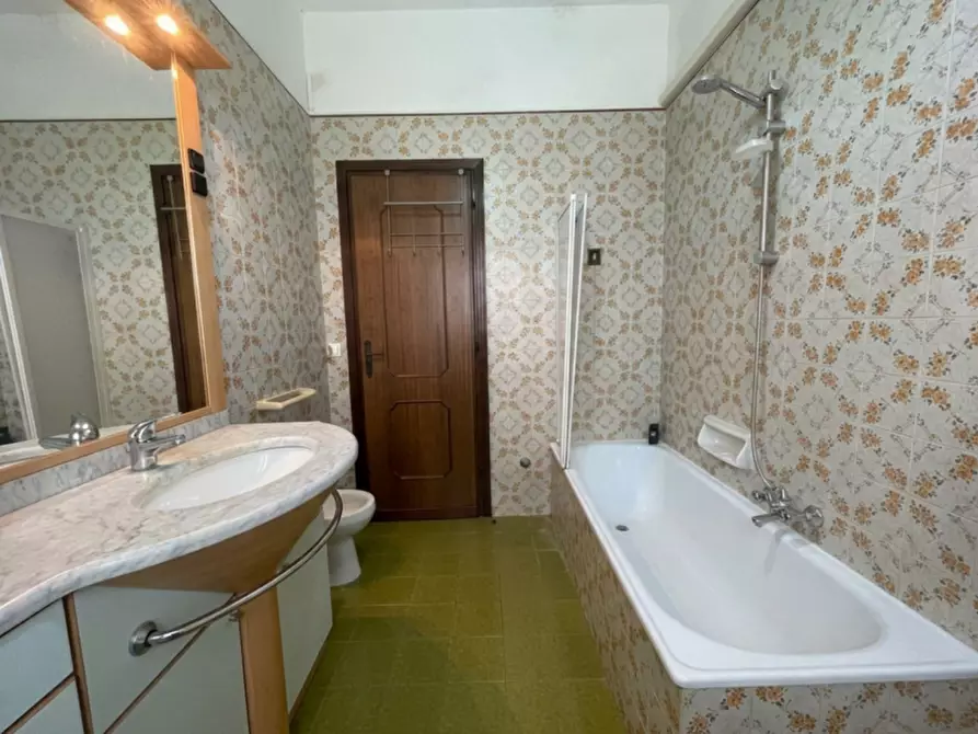 Immagine 27 di Casa indipendente in vendita  in Viale Milano a Creazzo