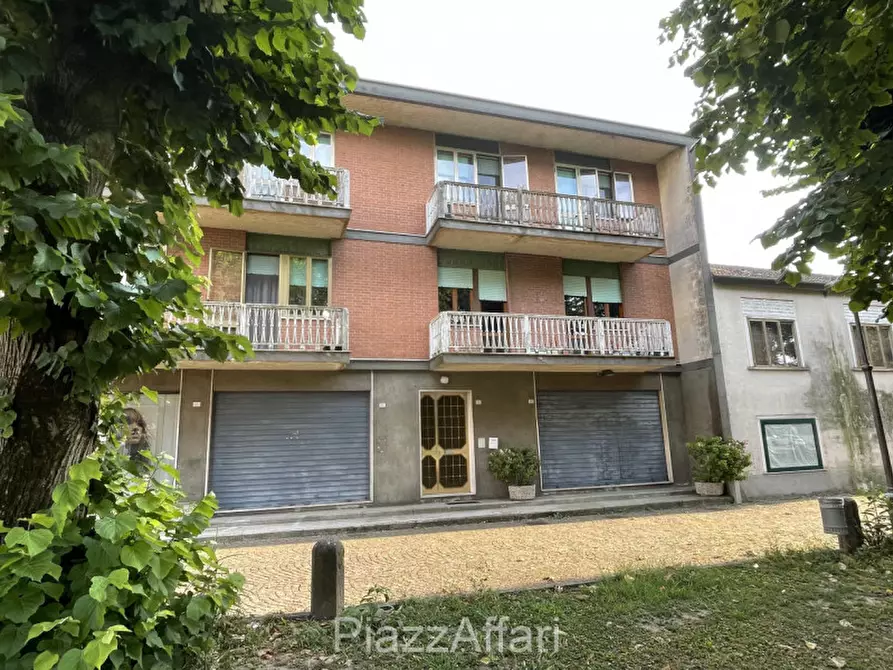 Immagine 12 di Appartamento in vendita  in via Roma a Candiana