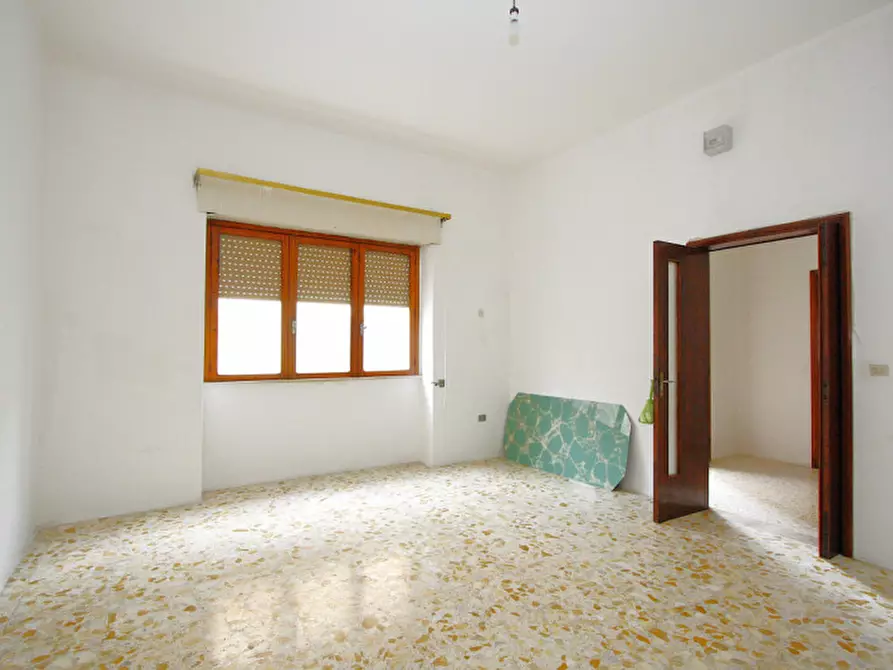 Immagine 13 di Casa indipendente in vendita  in Via Bernini a Matino