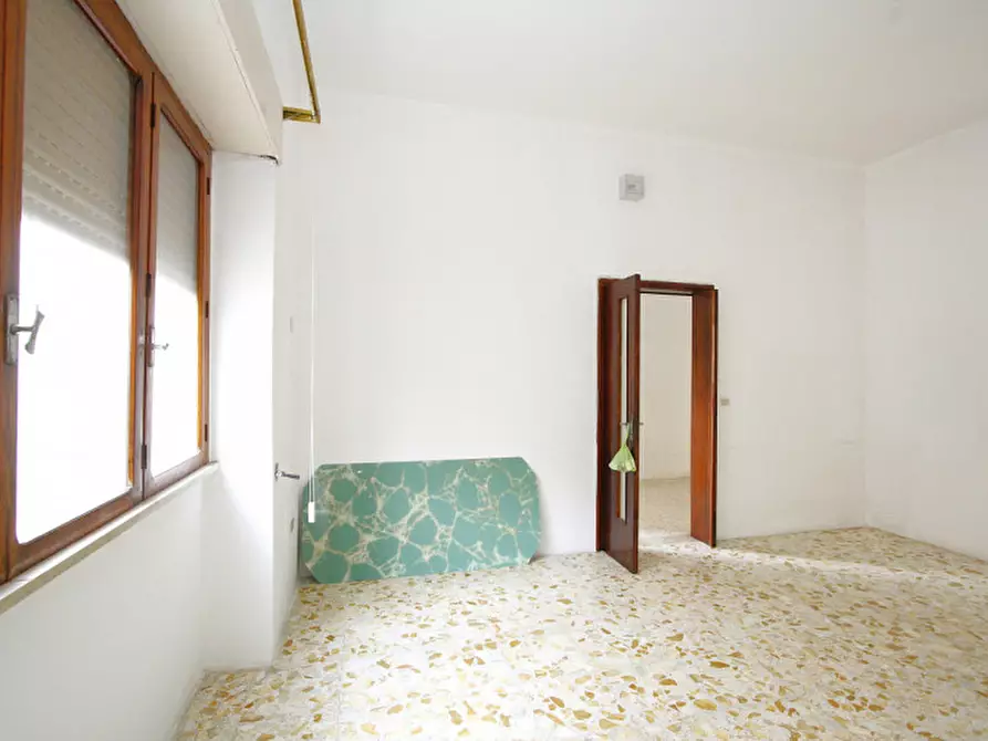 Immagine 15 di Casa indipendente in vendita  in Via Bernini a Matino