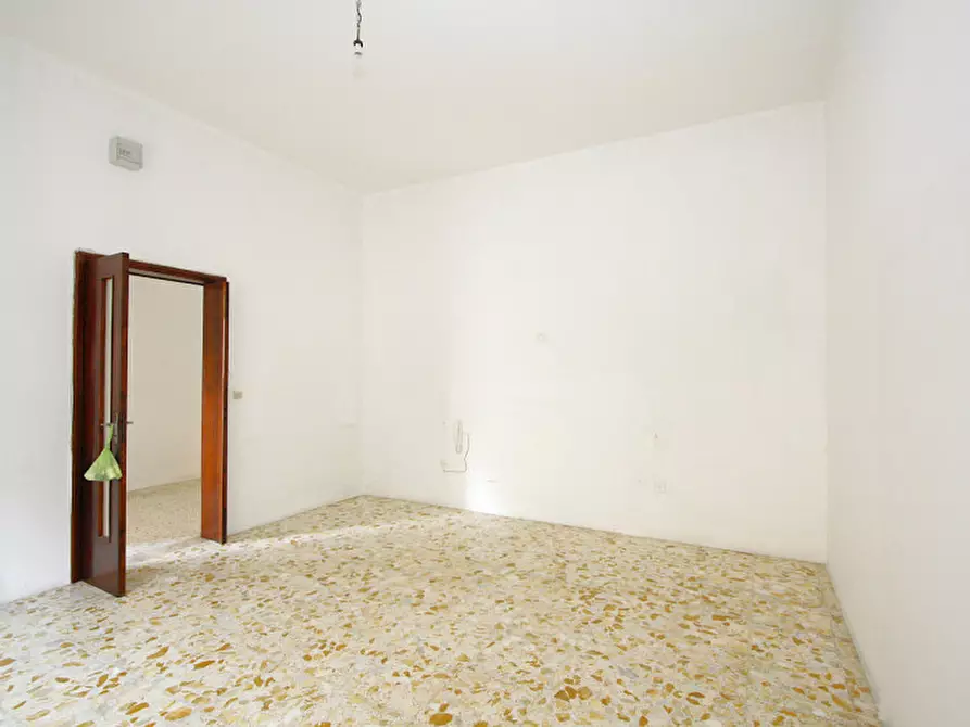 Immagine 16 di Casa indipendente in vendita  in Via Bernini a Matino