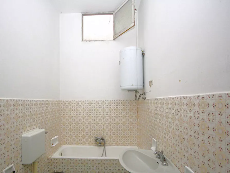 Immagine 17 di Casa indipendente in vendita  in Via Bernini a Matino