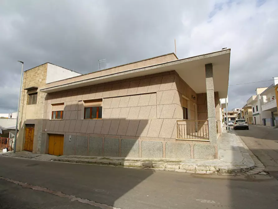 Immagine 34 di Casa indipendente in vendita  in Via Bernini a Matino