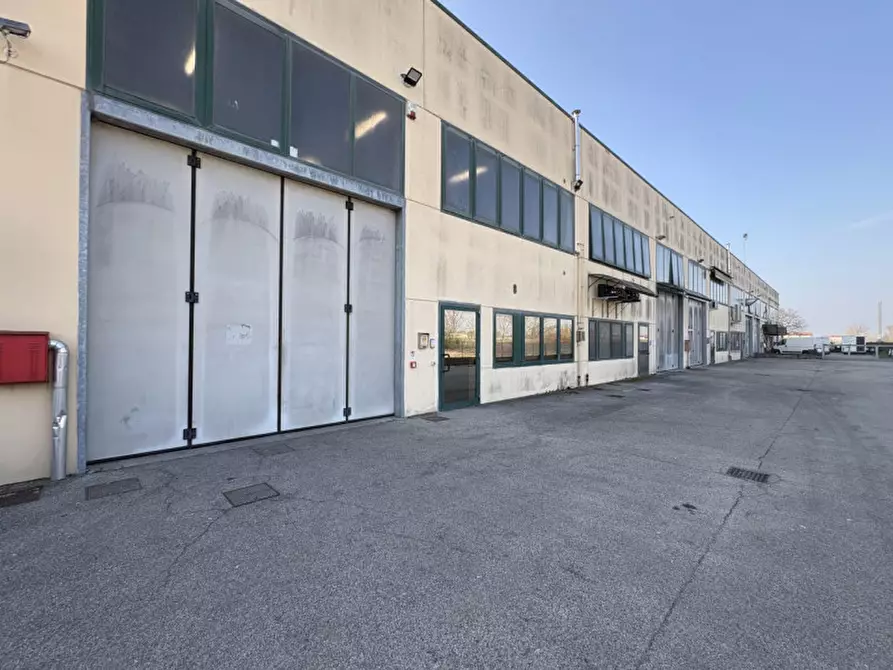 Immagine 1 di Capannone industriale in vendita  in Via dell'Artigianato a Villafranca Padovana